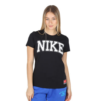 Remera Nike Sportswear Mujer