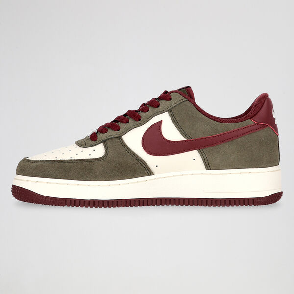 Zapatillas Nike Air Force 1 07 LV8 Hombre