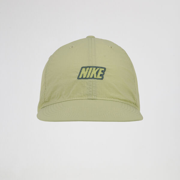 Gorra Nike Club