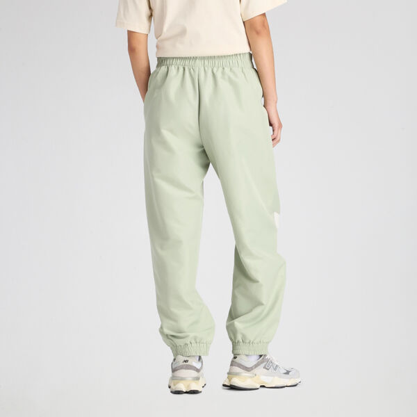 Pantal&oacute;n New Balance Graphic Mujer