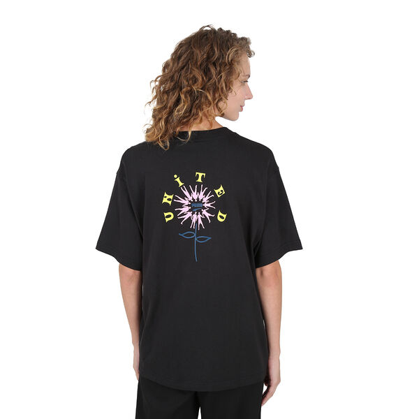 Remera Puma Downtown Relaxed Graphic Mujer