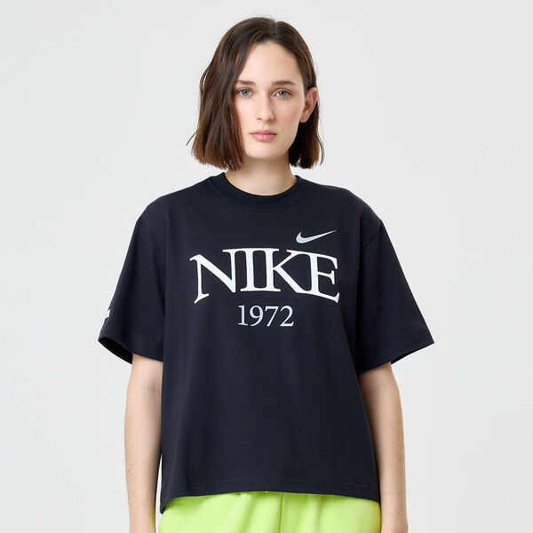 Remera Nike Sportswear Classic Mujer