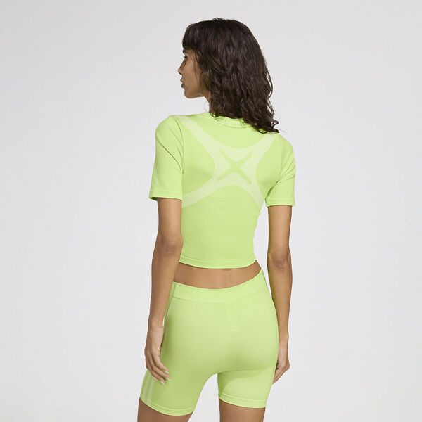 Remera adidas Baby tee Techfit Mujer