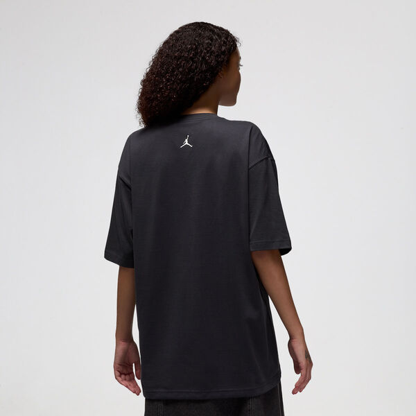 Remera Jordan Oversized Graphic Mujer