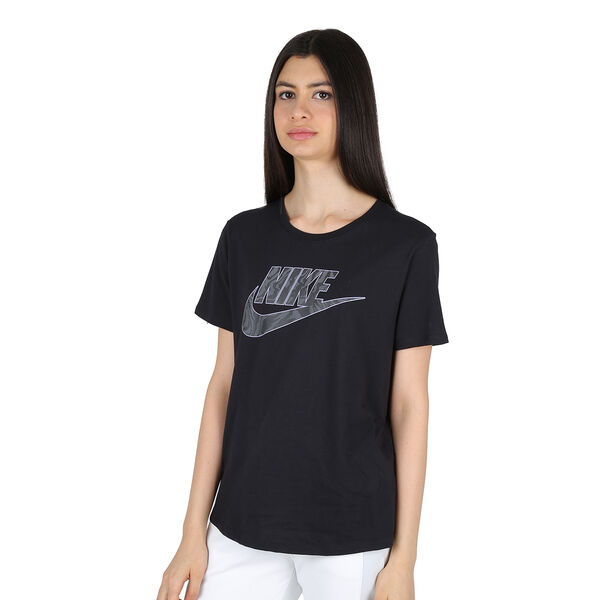 Remera Nike Sportswear Mujer