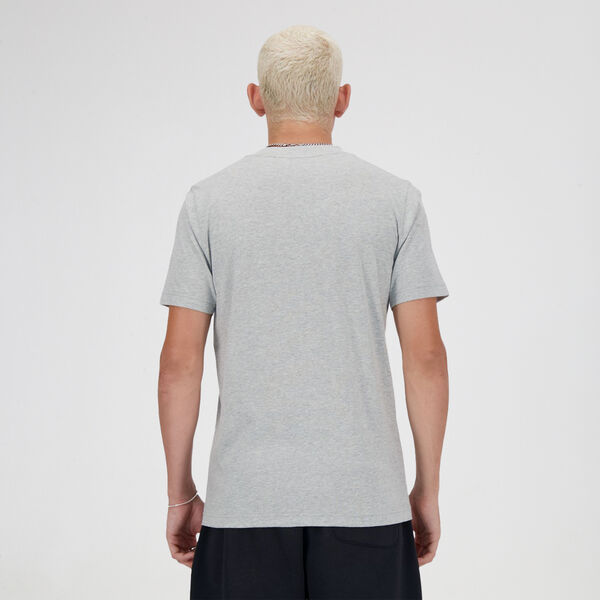 Remera New Balance Sport Essentials Logo Hombre
