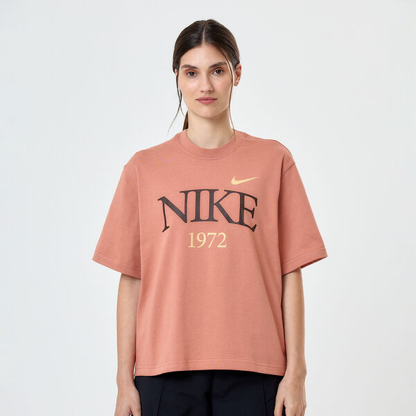 Remera Nike Sportswear Classic Mujer