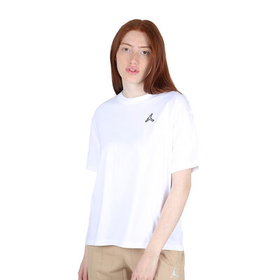 Remera Urbana Jordan Essentials Mujer