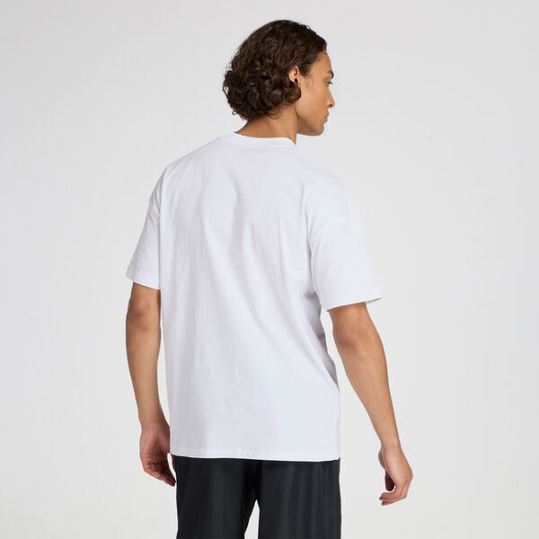 Remera New Balance Linear Graphic Hombre