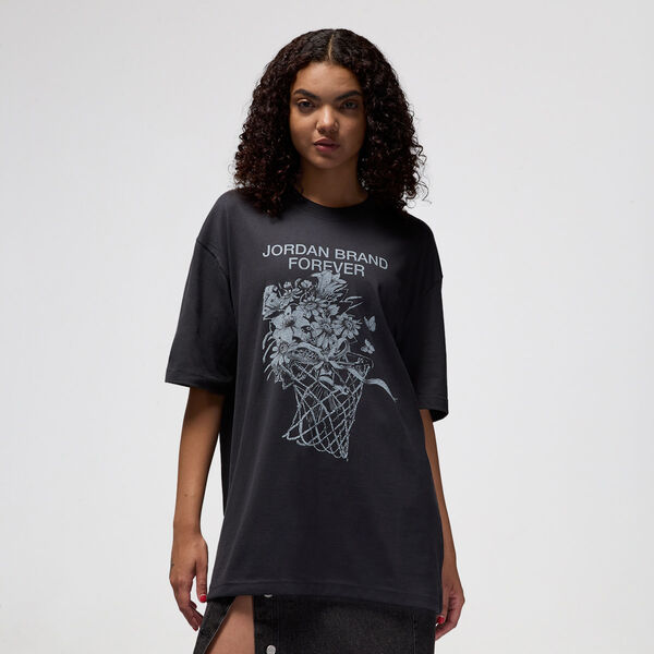 Remera Jordan Oversized Graphic Mujer