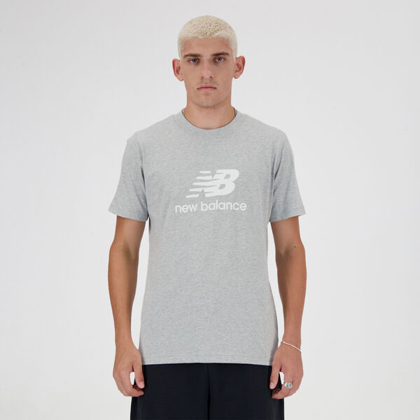 Remera New Balance Sport Essentials Logo Hombre