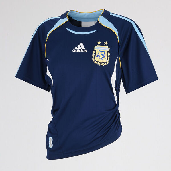 Camiseta Argentina adidas Reconstructed Bringback 2026 Mujer