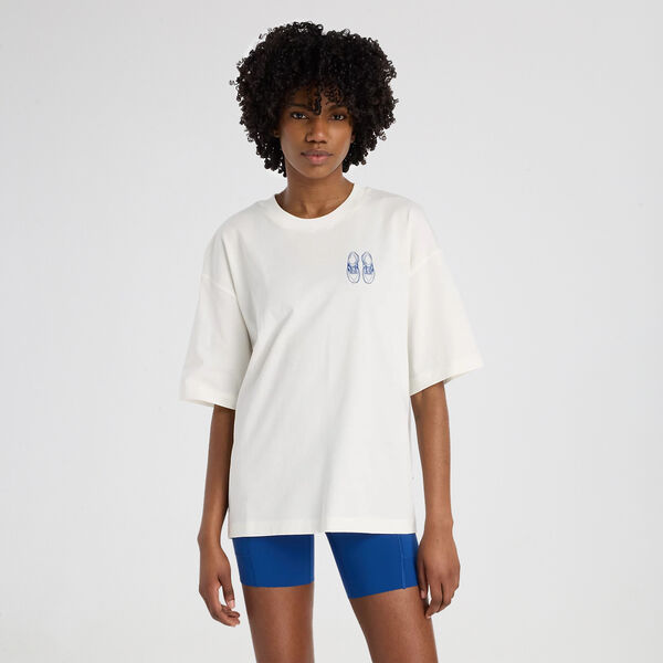 Remera New Balance Outfit Layout Mujer