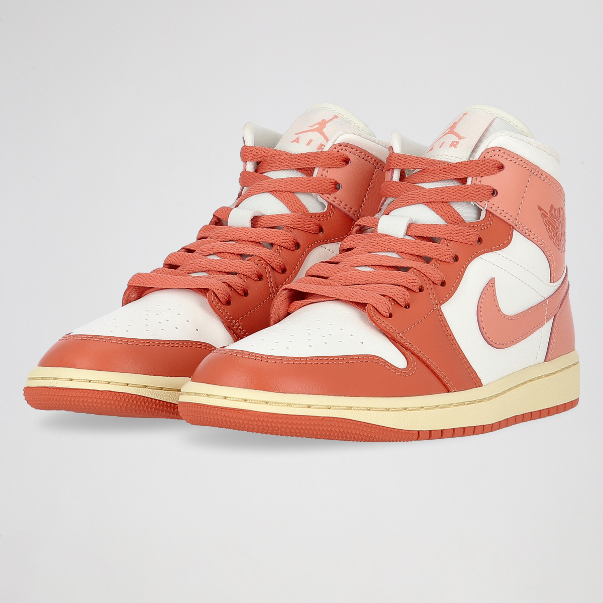 Zapatillas Jordan Air 1 Mid Mujer,  image number null