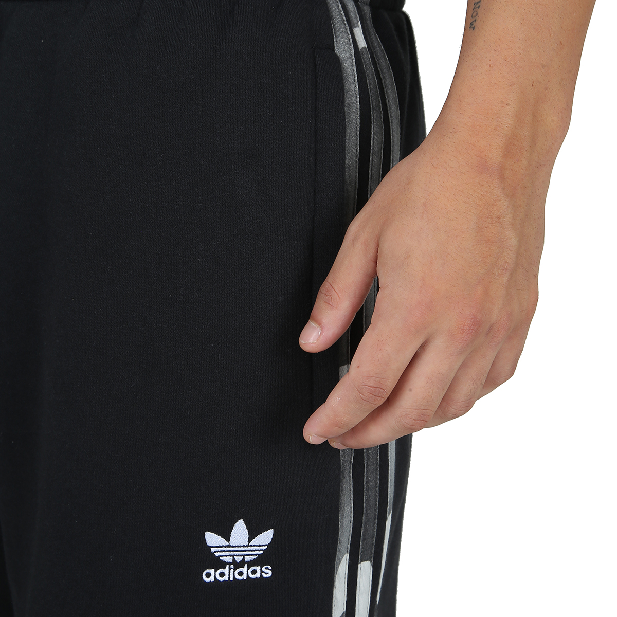 Short adidas Graphics Camo 3 Stripes Hombre,  image number null