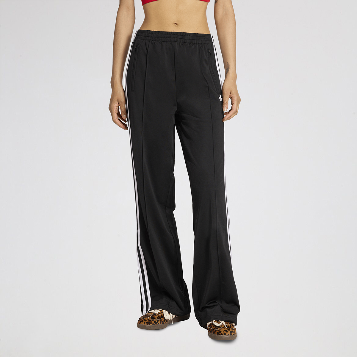 Pantal&oacute;n adidas Firebird Holgado Mujer,  image number null