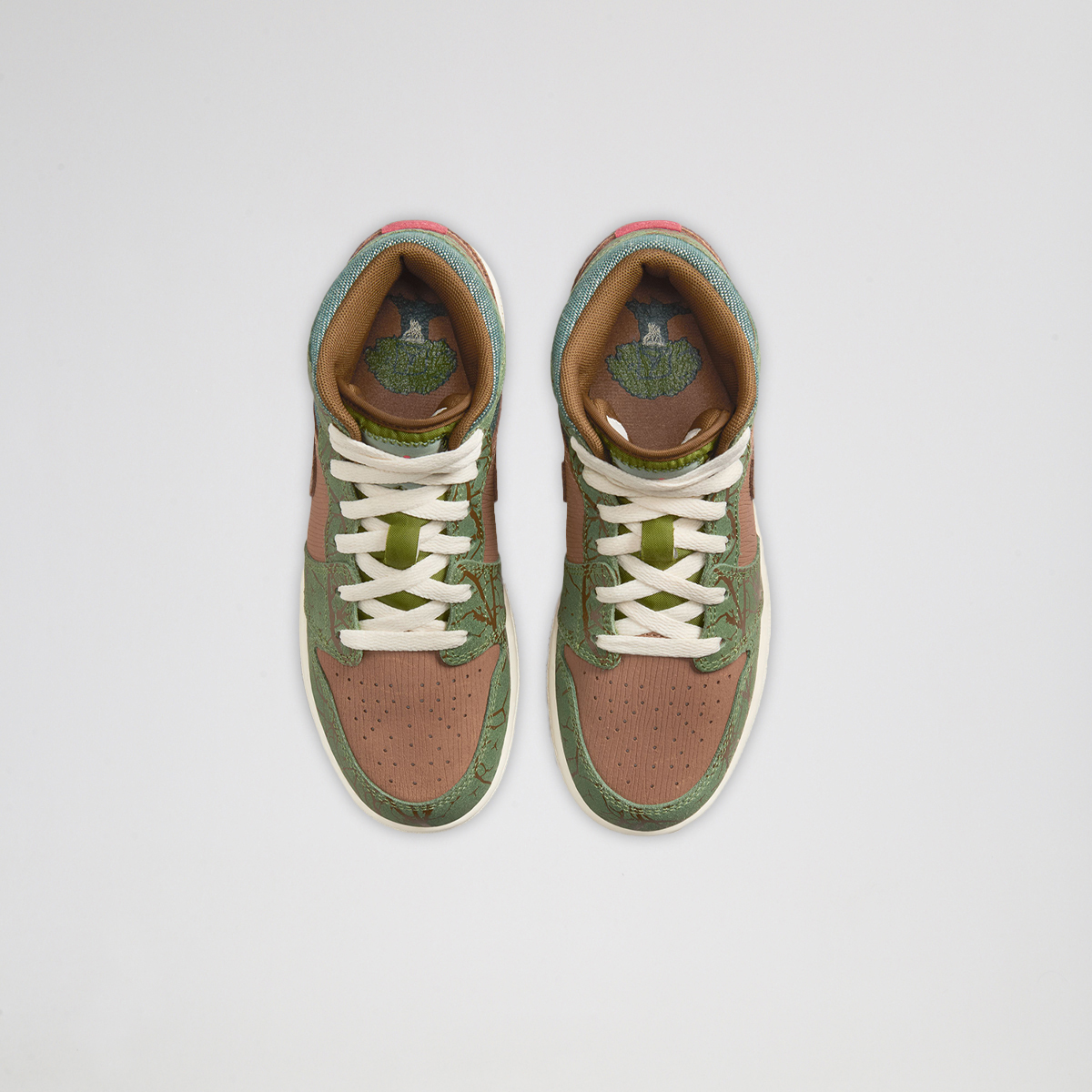 Zapatillas Jordan Air 1 Mid Niño,  image number null