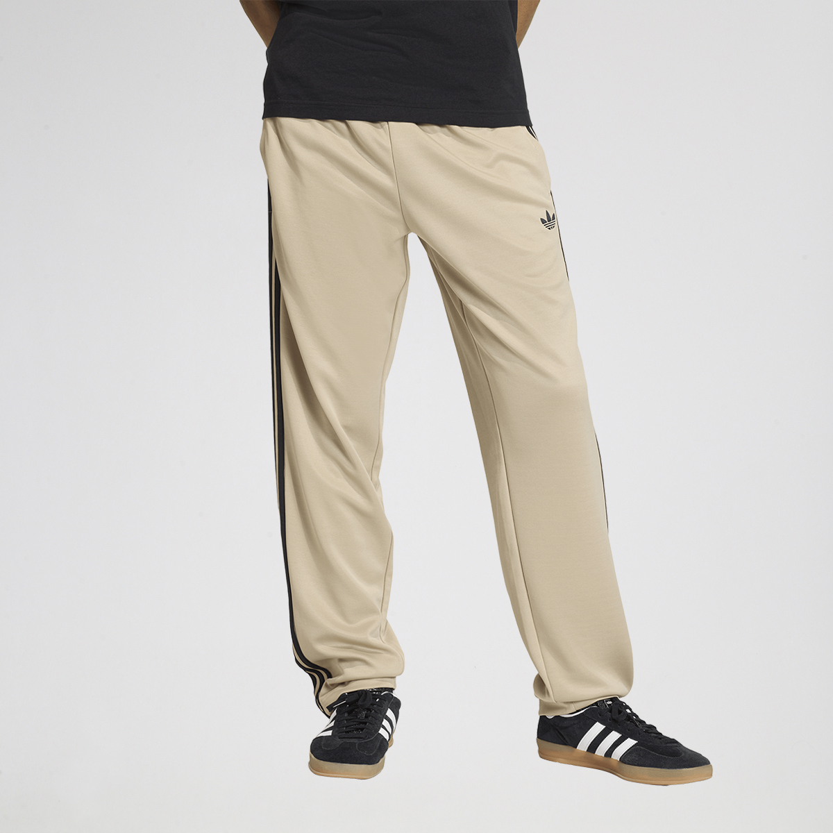 Pantal&oacute;n adidas Regular 3 Tiras Hombre,  image number null
