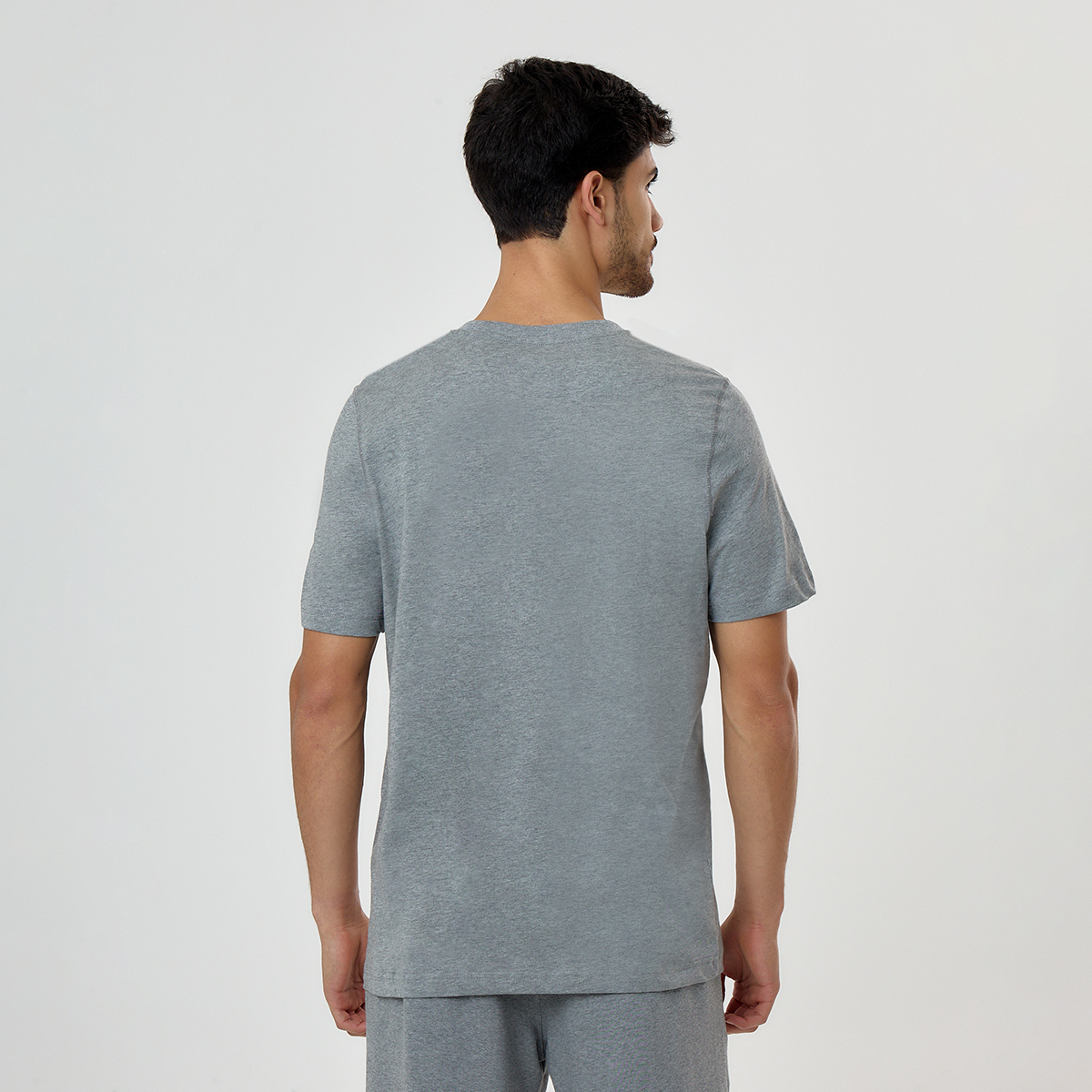 Remera Puma Wardrobe ESS Suede de Hombre,  image number null