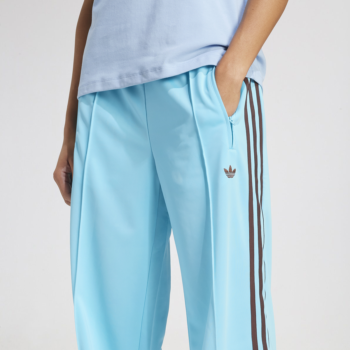 Pantal&oacute;n adidas Firebird Mujer,  image number null