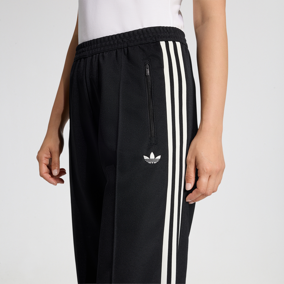 Pantal&oacute;n adidas Classic Tp Mujer,  image number null