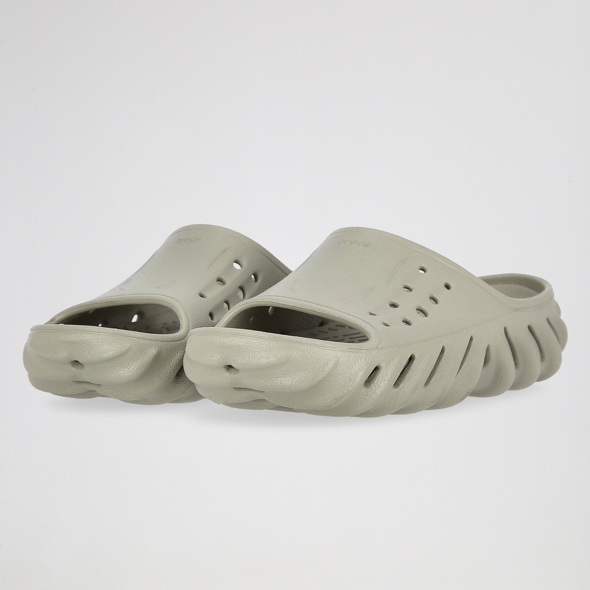 Zuecos Crocs Echo Slide,  image number null