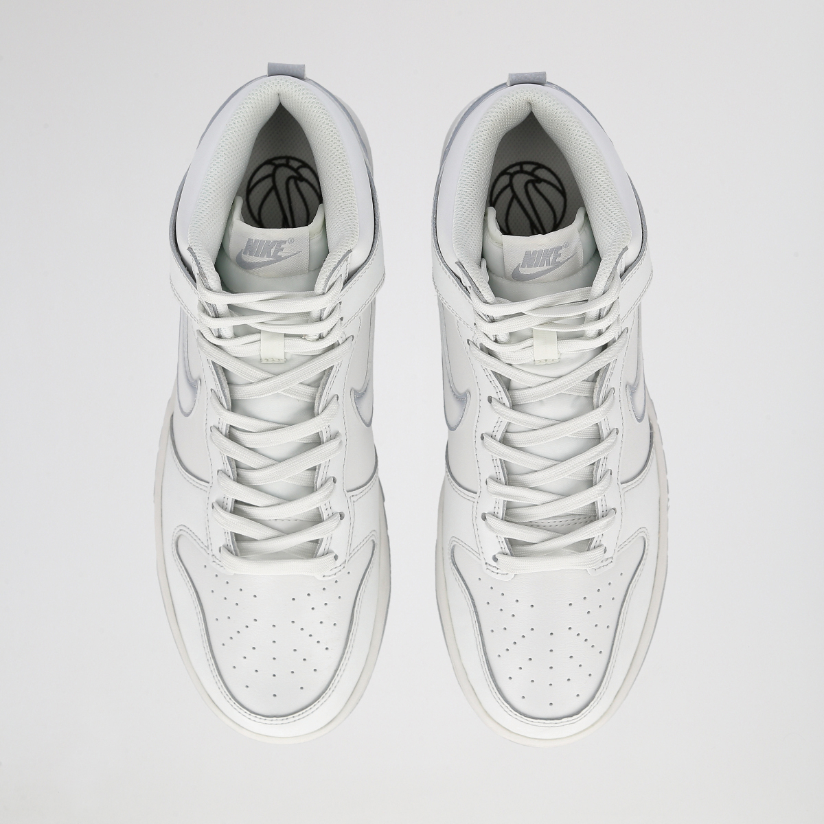 Zapatillas Nike Dunk High Retro de Hombre,  image number null