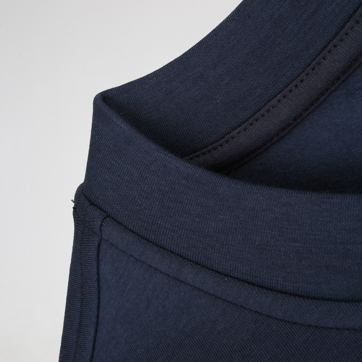 Buzo Atomik Snug Crew Mujer,  image number null