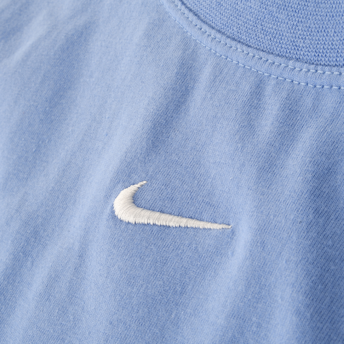 Remera Nike Sportswear Essential Mujer,  image number null