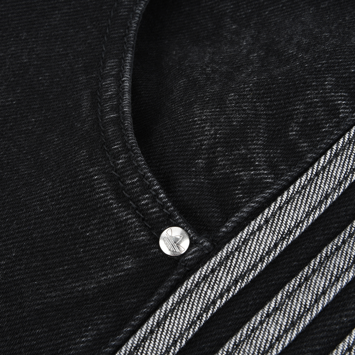 Bermuda adidas Denim de Hombre,  image number null