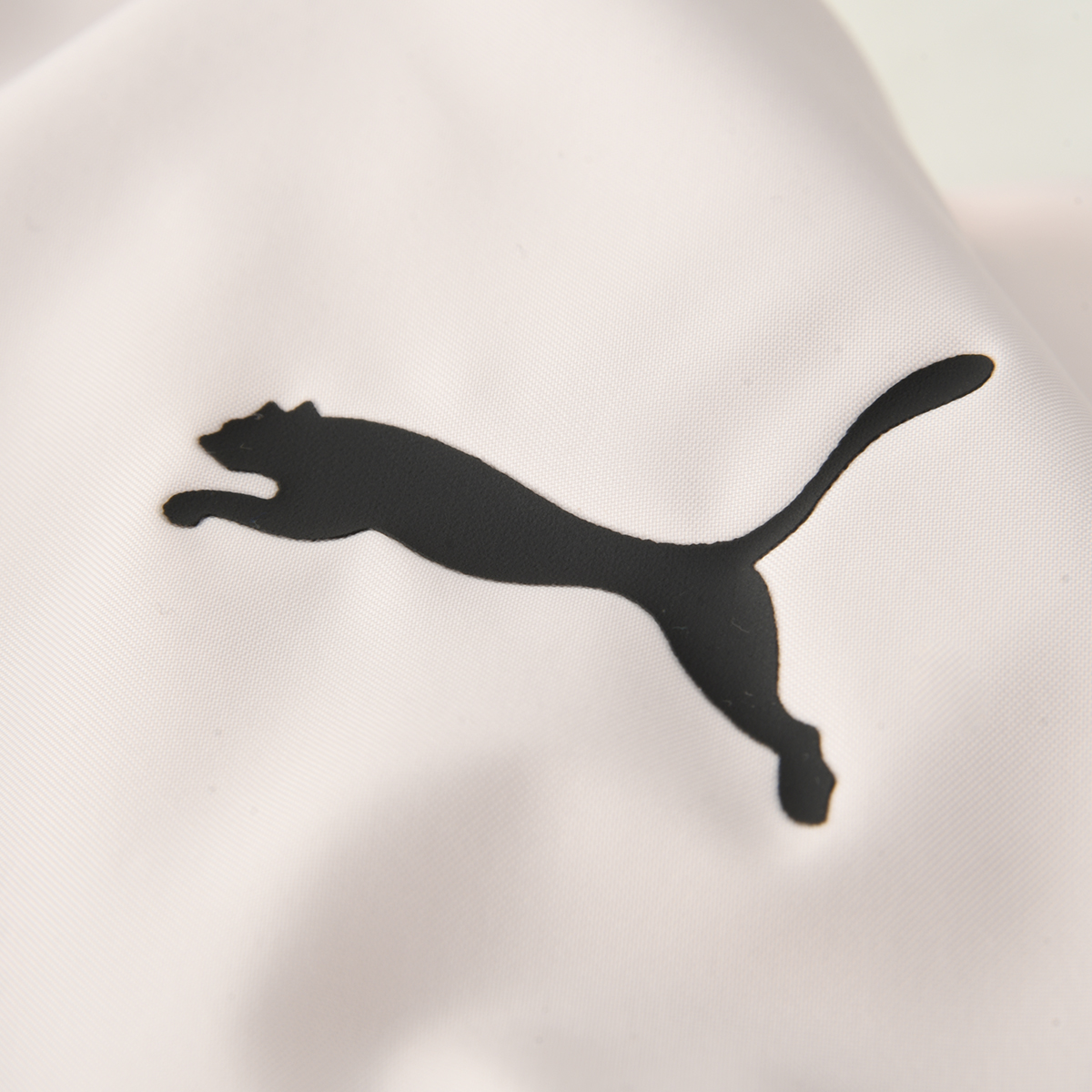 Campera Puma Rompeviento Essential Block Relaxed Mujer,  image number null