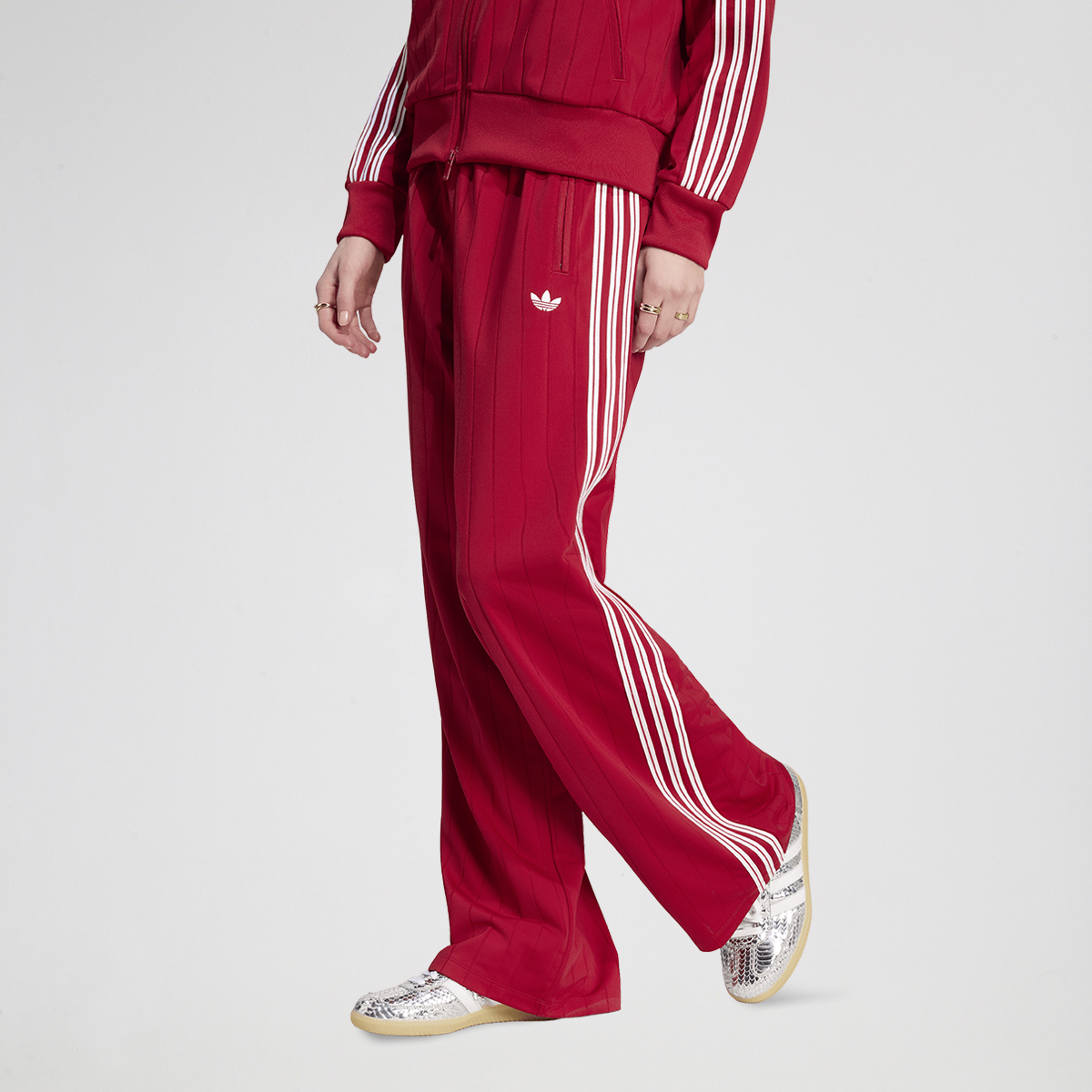 Pantal&oacute;n adidas Pinstripe Firebird Mujer,  image number null