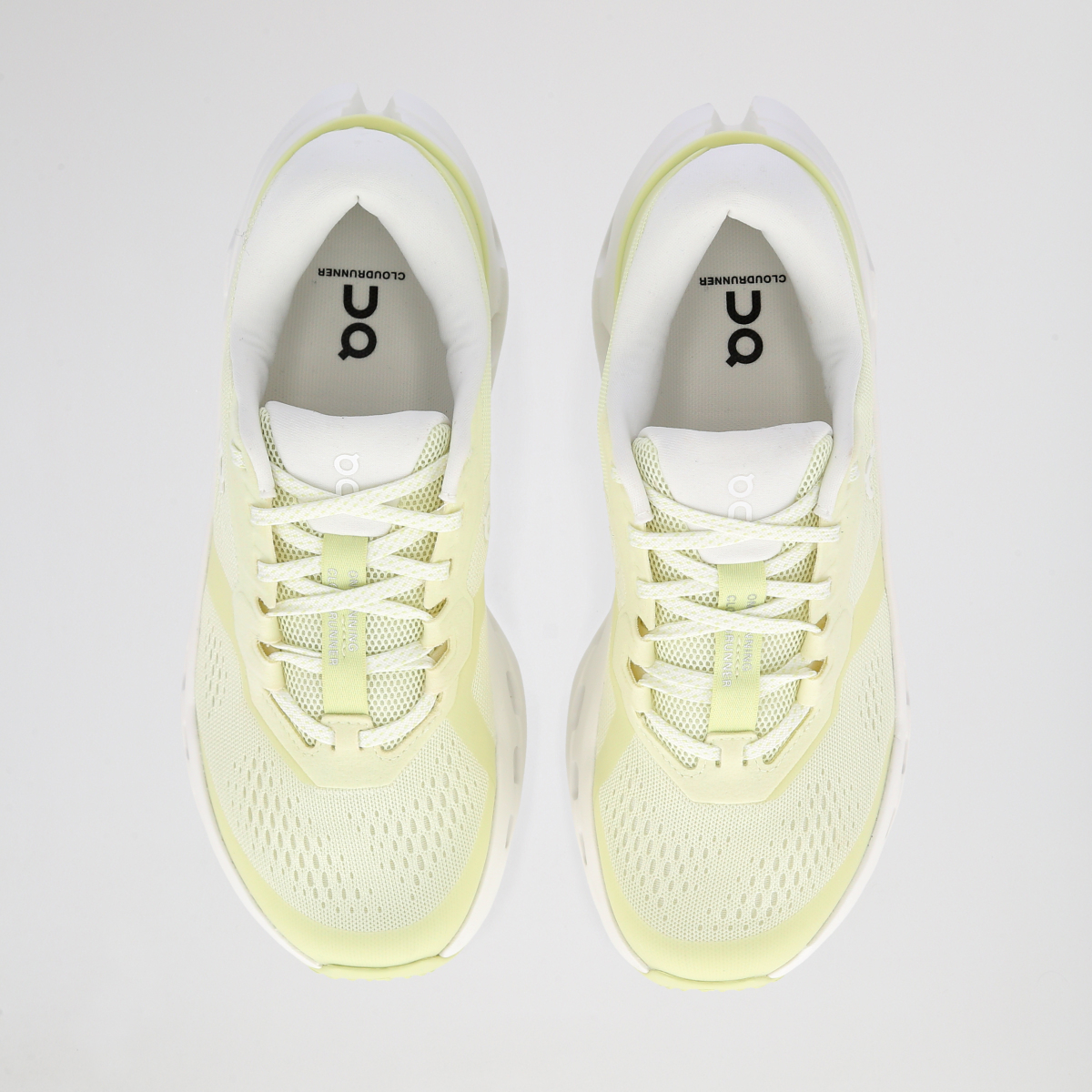 Zapatillas ON Cloudrunner 3 Mujer,  image number null