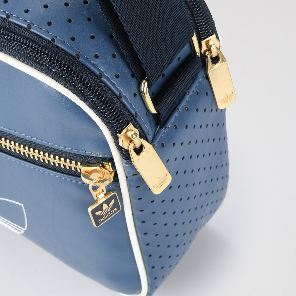Bolso adidas Airliner,  image number null
