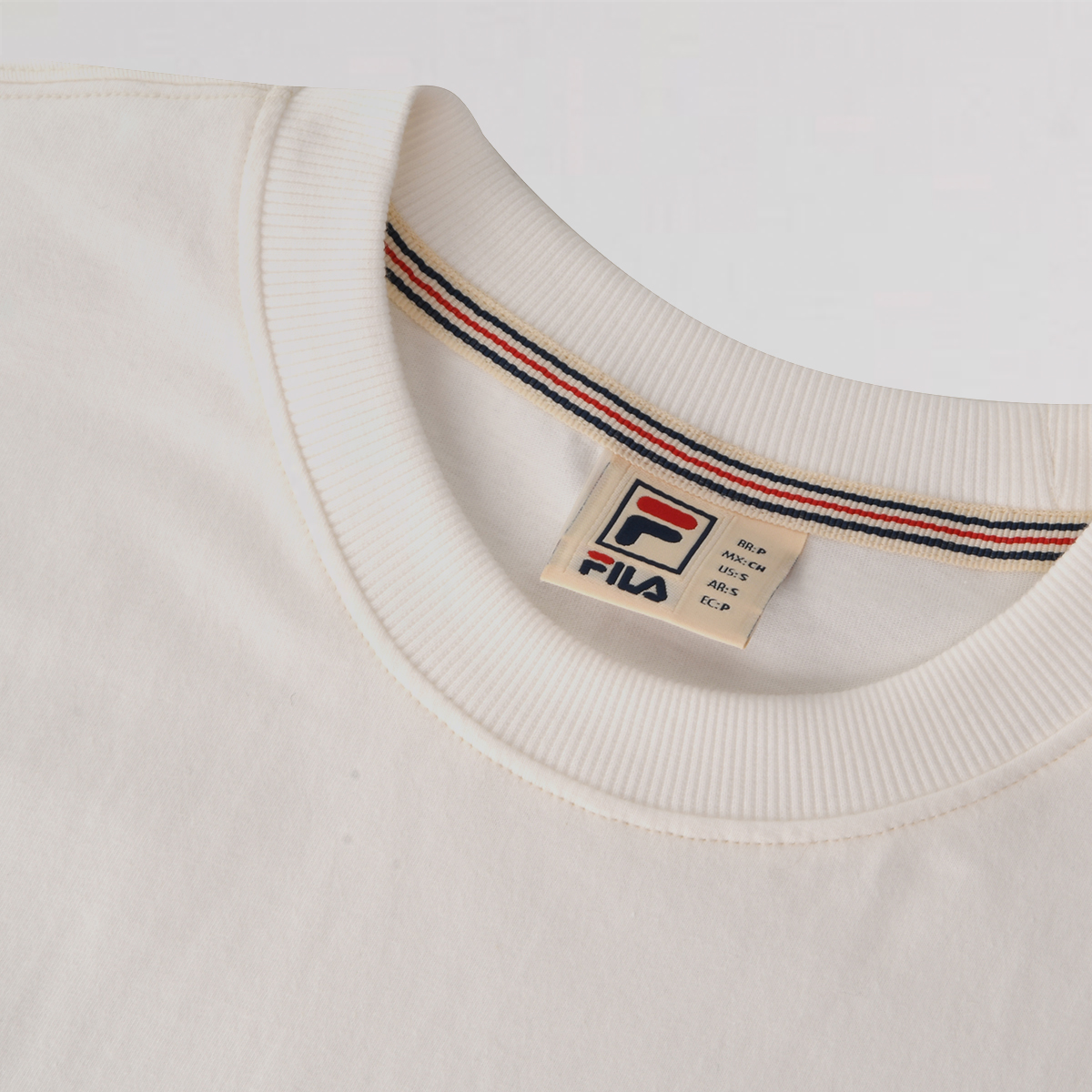 Remera Fila Comfort Pocket Outdoor para Hombre,  image number null