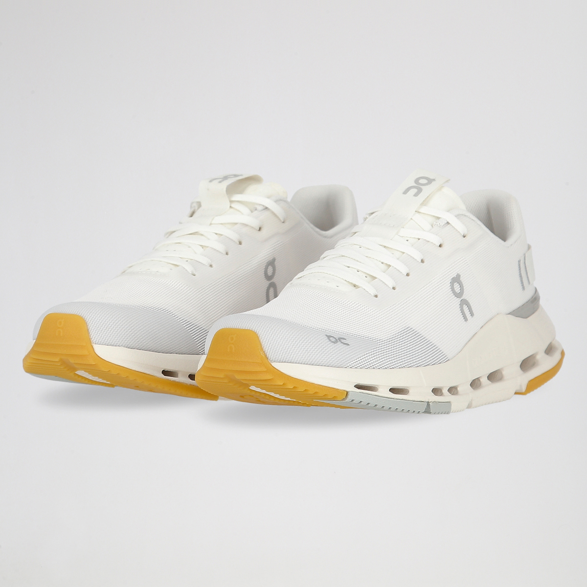 Zapatillas ON Cloudnova Form 2 Hombre,  image number null