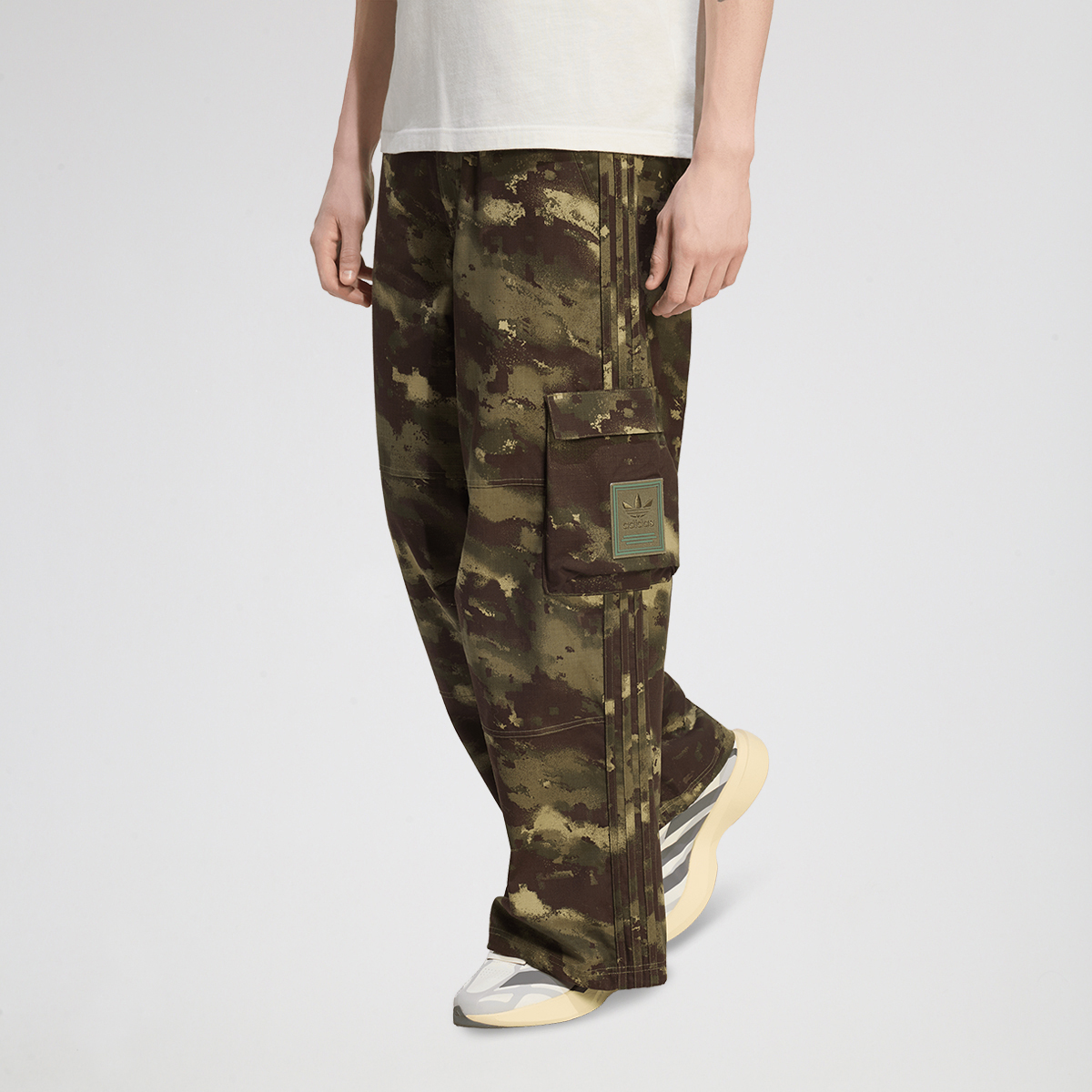 Pantal&oacute;n adidas Camo Hombre,  image number null