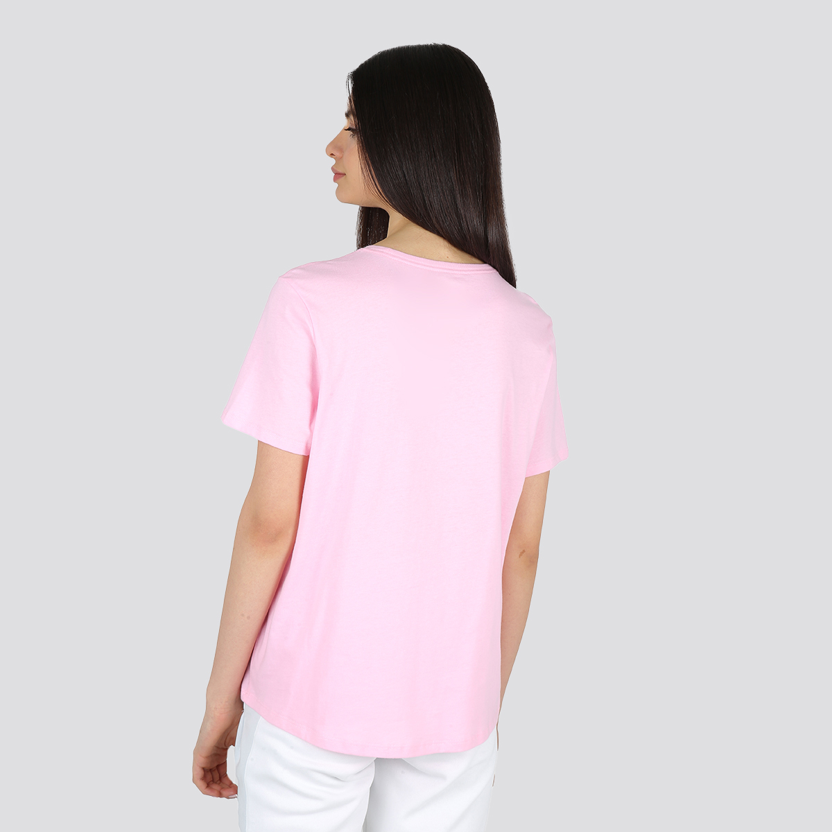 Remera Urbana Nike Club Essentials Mujer,  image number null