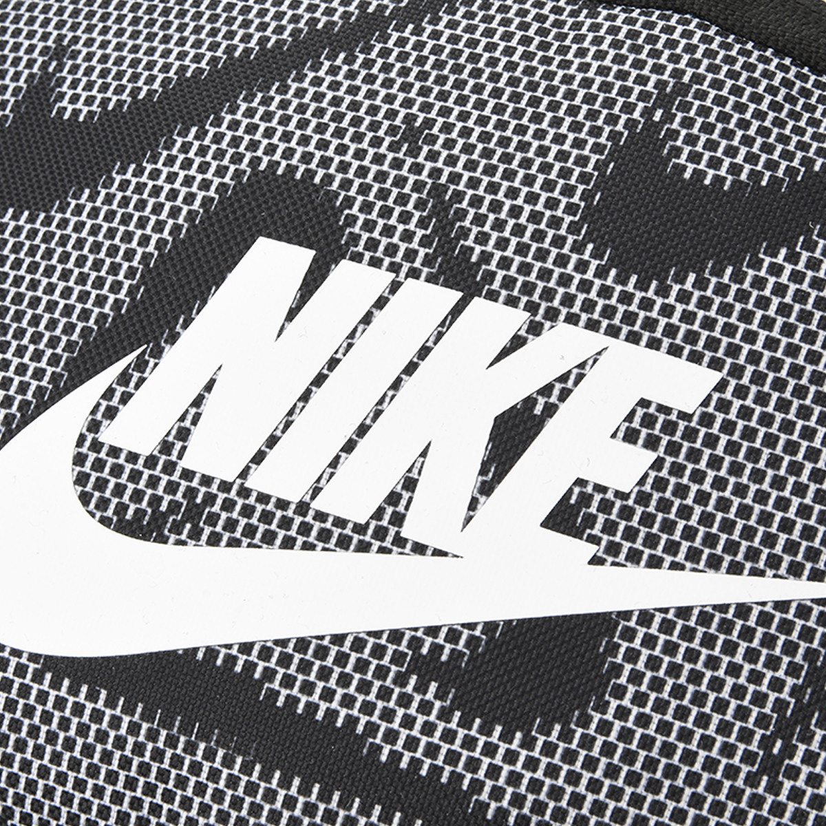 Riñonera Nike Heritage,  image number null