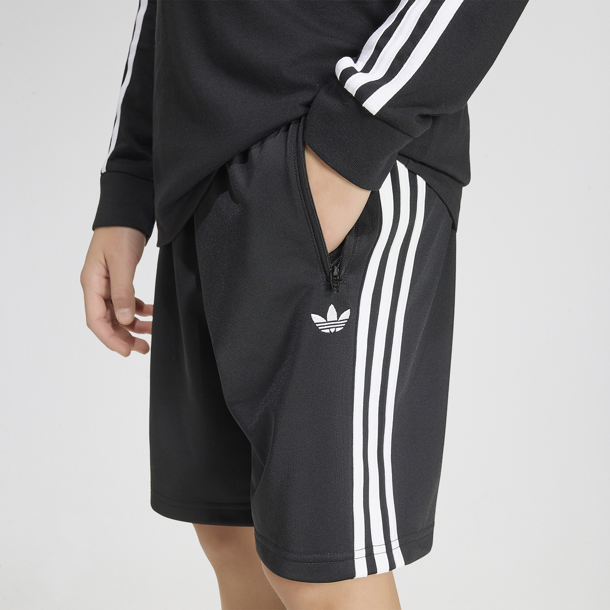 Short adidas Firebird Infantil,  image number null