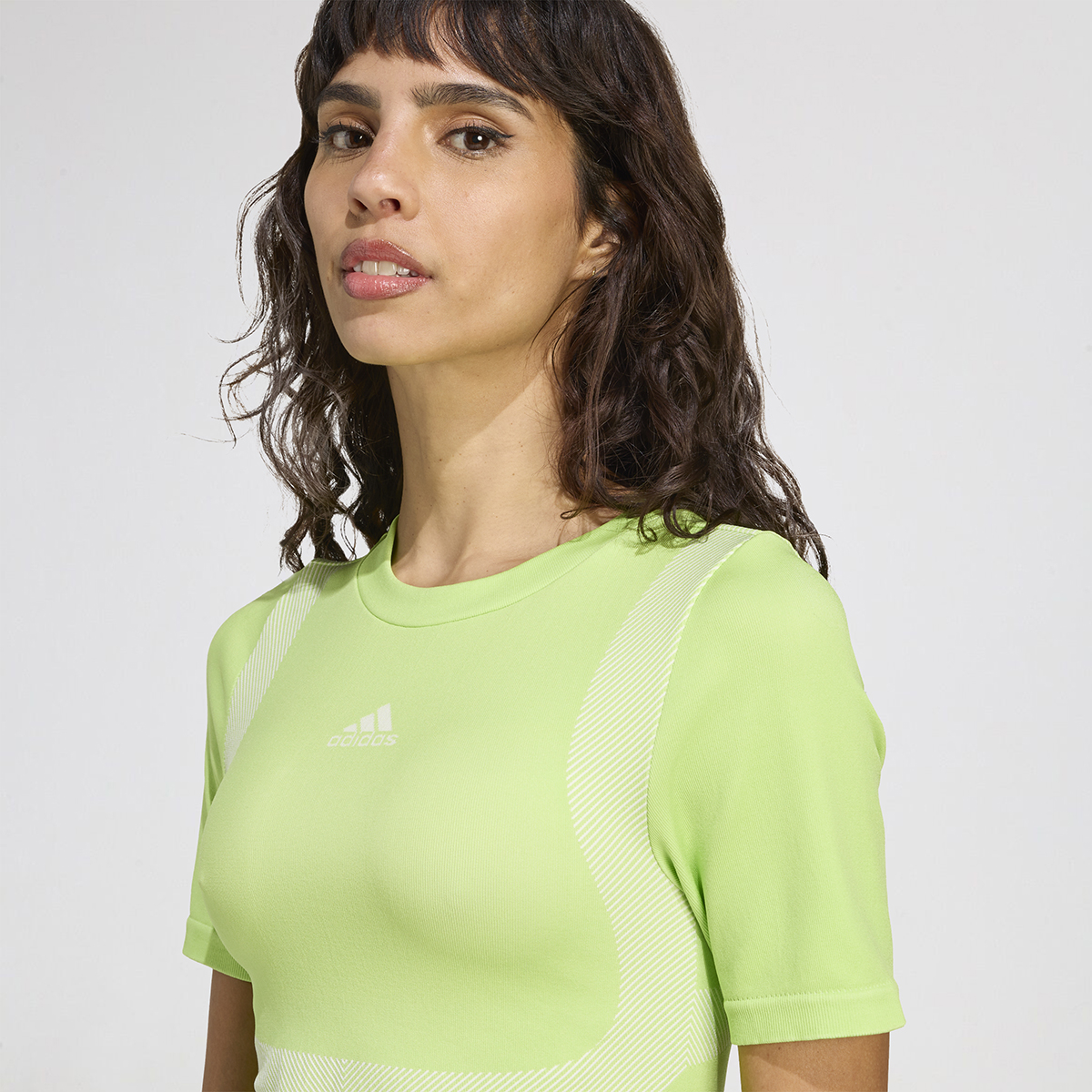 Remera adidas Baby tee Techfit Mujer,  image number null
