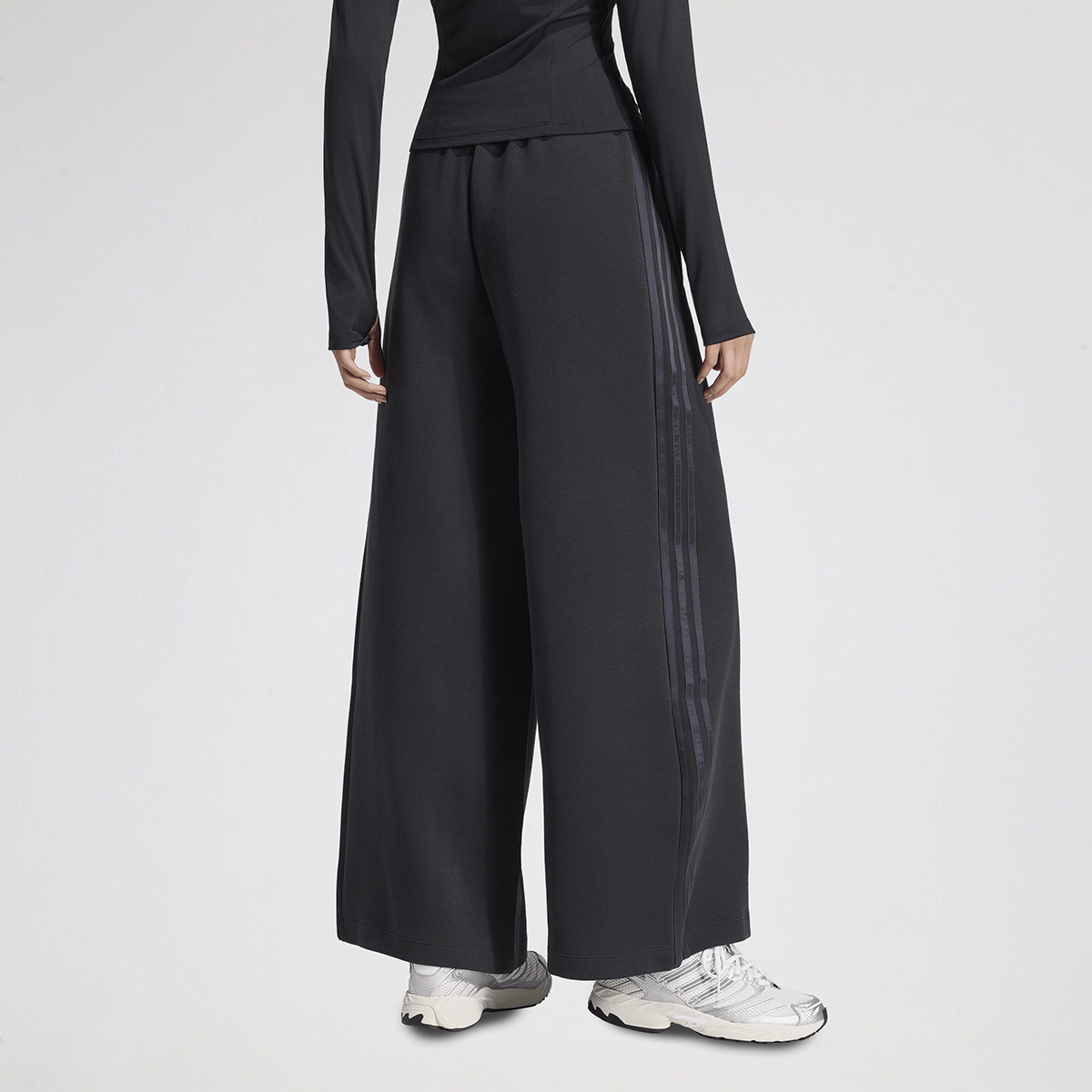 Pantal&oacute;n adidas Spacer Mujer,  image number null