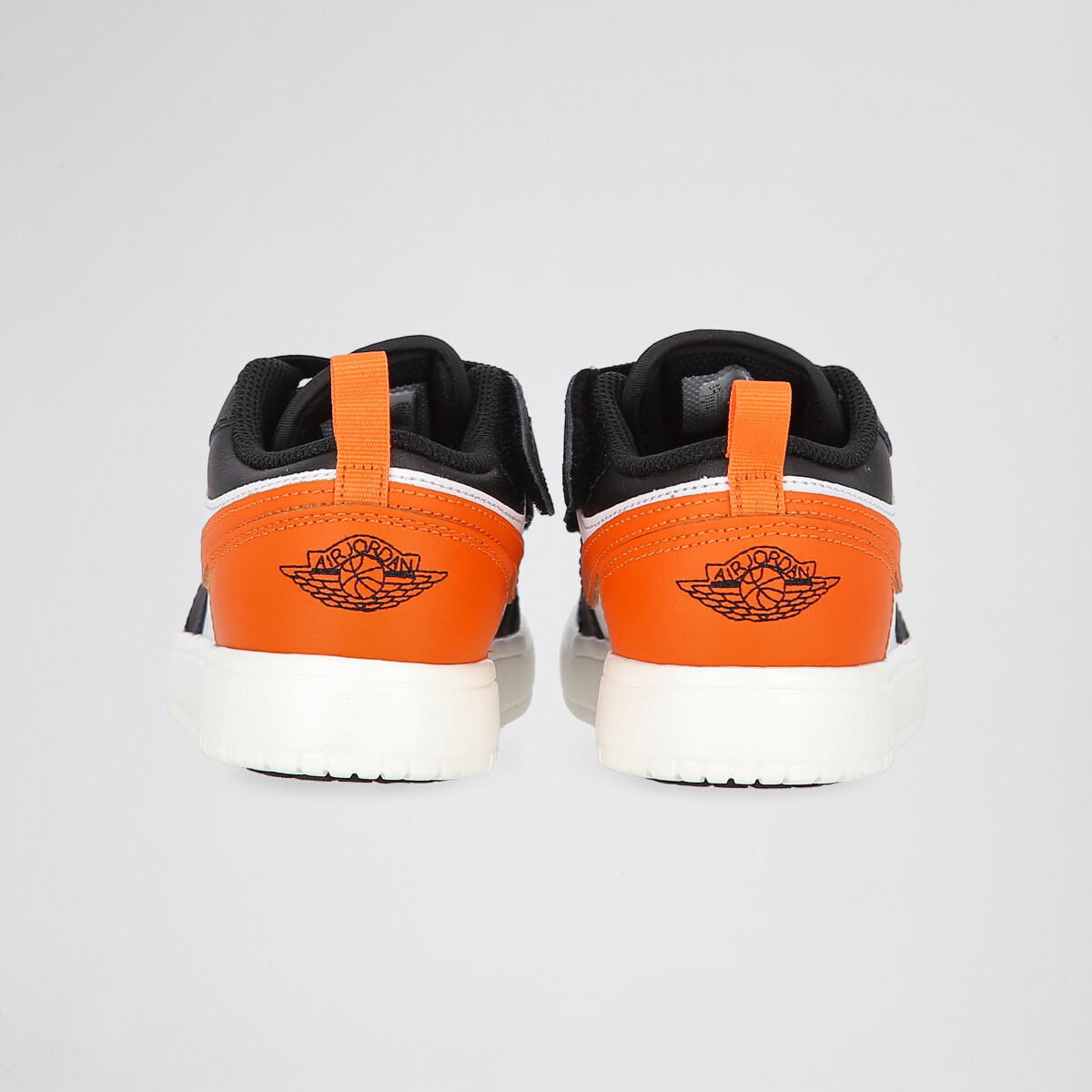 Zapatillas Jordan 1 Low Alt Niño,  image number null