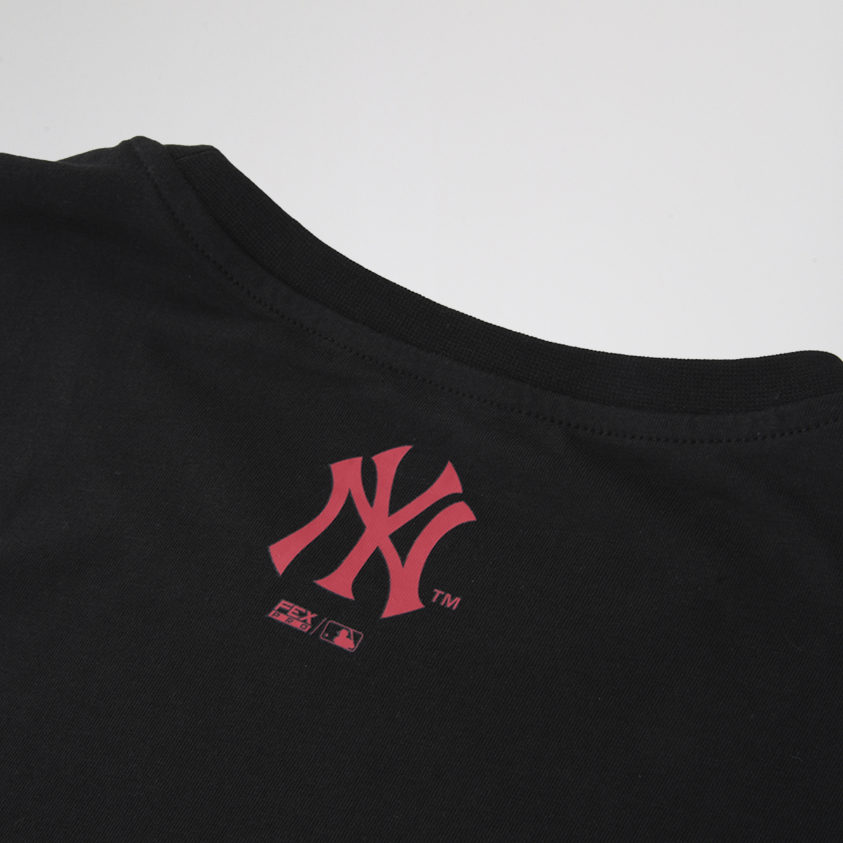 Remera MLB Yankees Front Animal Print Loose Fit Mujer,  image number null