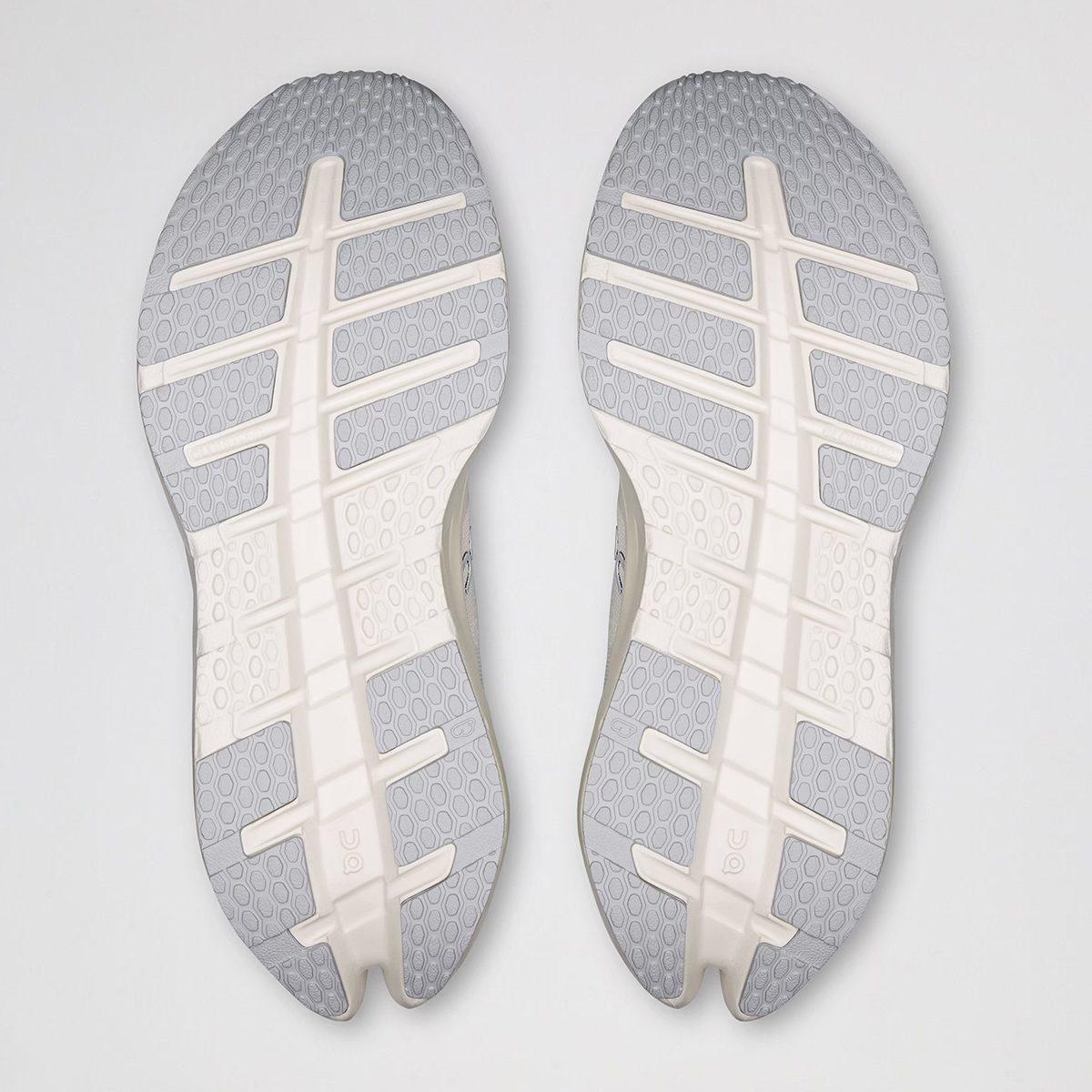 Zapatillas ON Cloudrunner 3 Mujer,  image number null