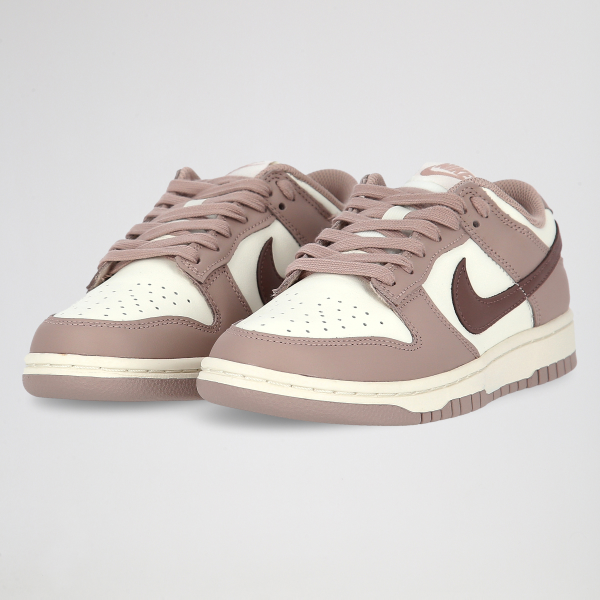 Zapatillas Nike Dunk Low para Mujer,  image number null