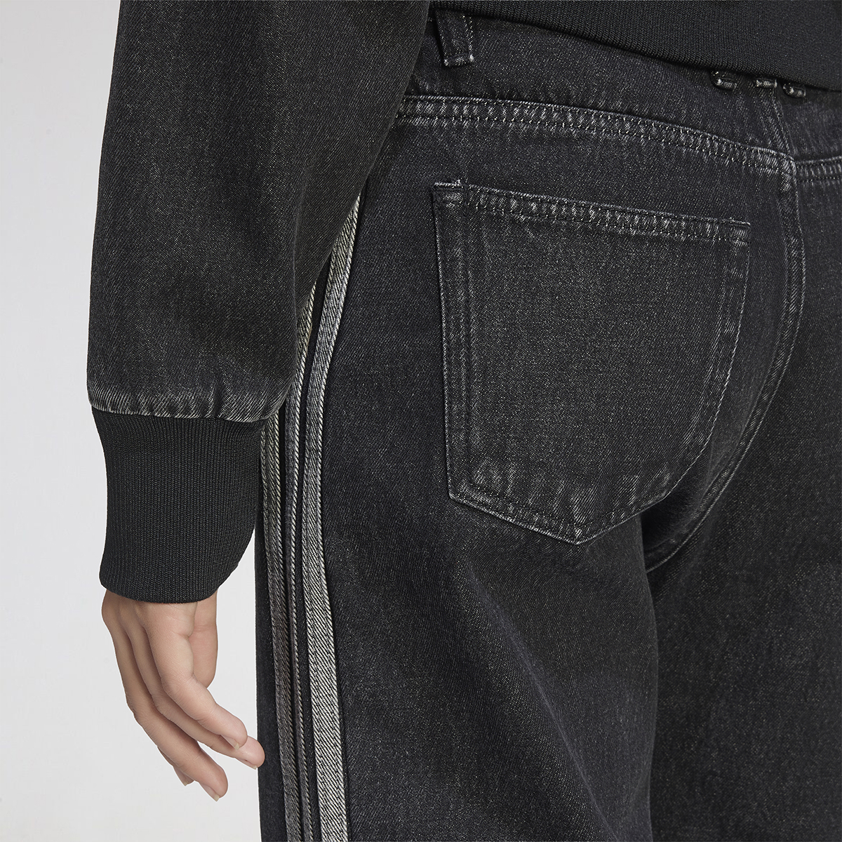 Pantal&oacute;n adidas Firebird Denim Mujer,  image number null