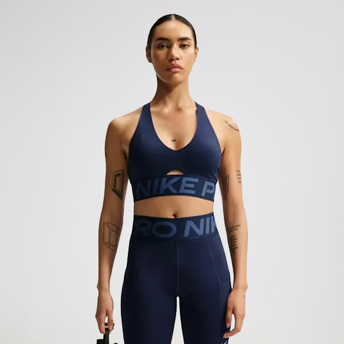 Top Entrenamiento Nike Sculpt Pro Soporte Medio Mujer,  image number null