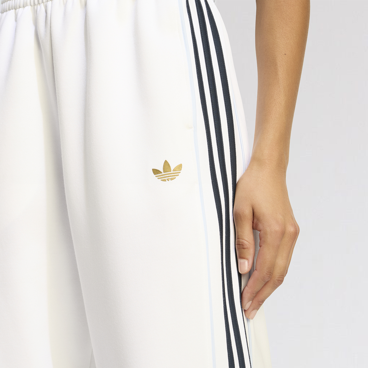 Pantal&oacute;n adidas Tracksuit Mujer,  image number null
