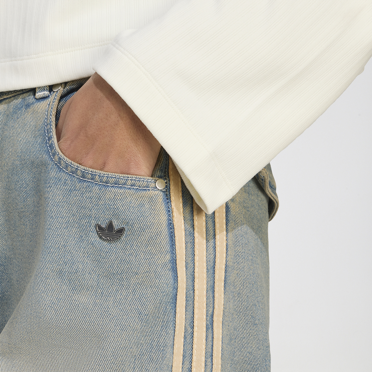 Pantalón adidas Premium Essentials Mujer,  image number null